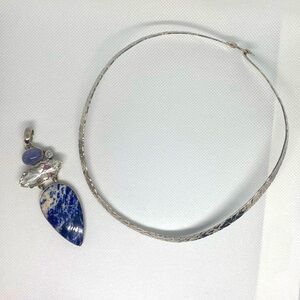 🎉 HP 🎉 Stunning Silver and Stone Pendant Necklace From Sedona, Arizona JS925